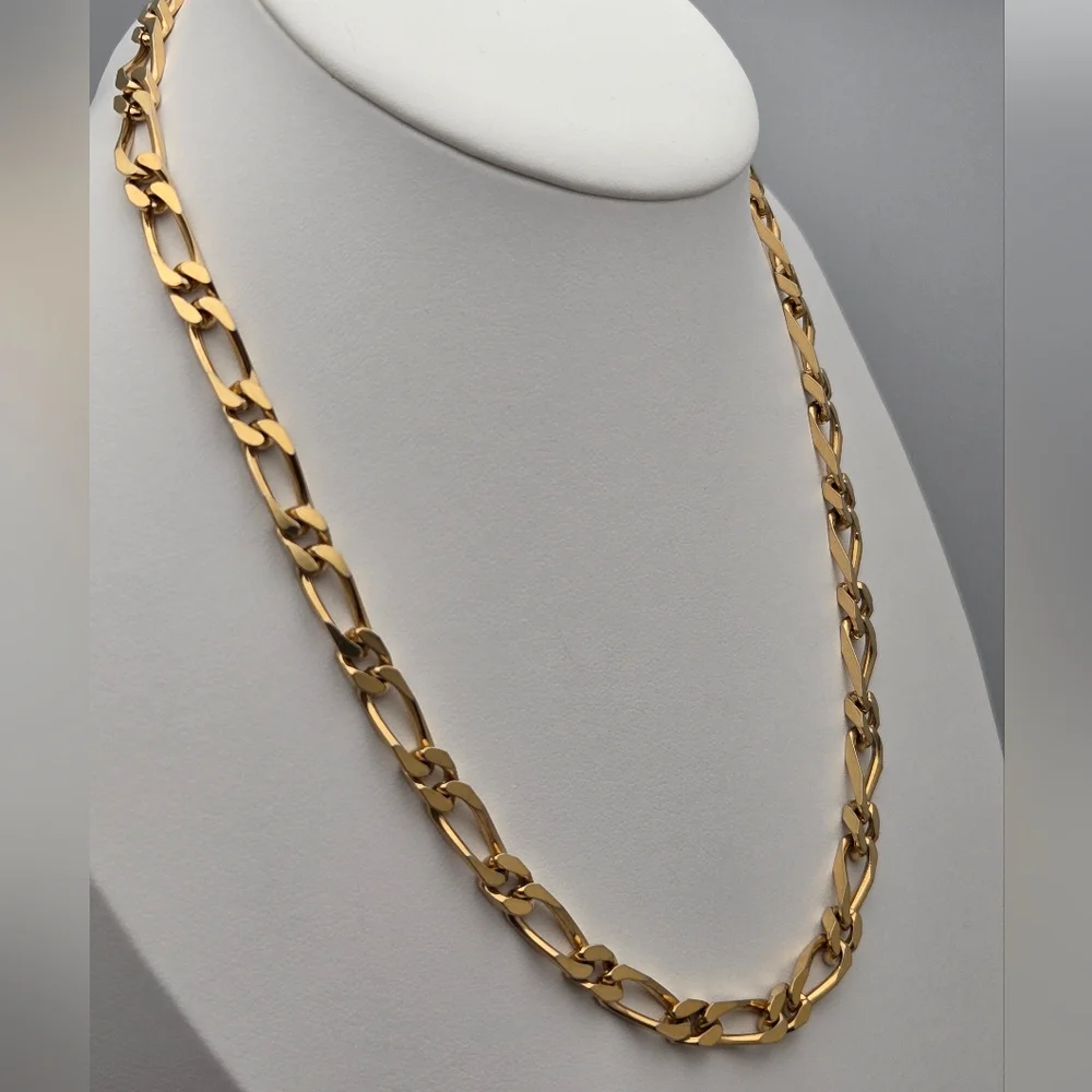 Monet Figaro Chain Necklace Gold Plated Clean Elegant Designer Signed 16'' - Picture 9 of 11